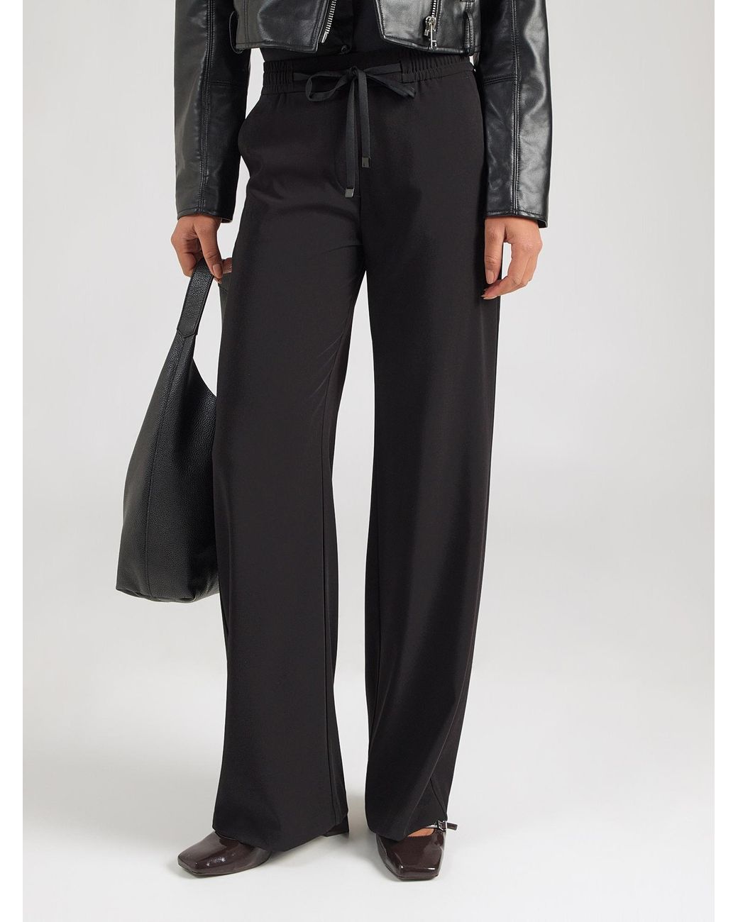 M·a·c Black Hose