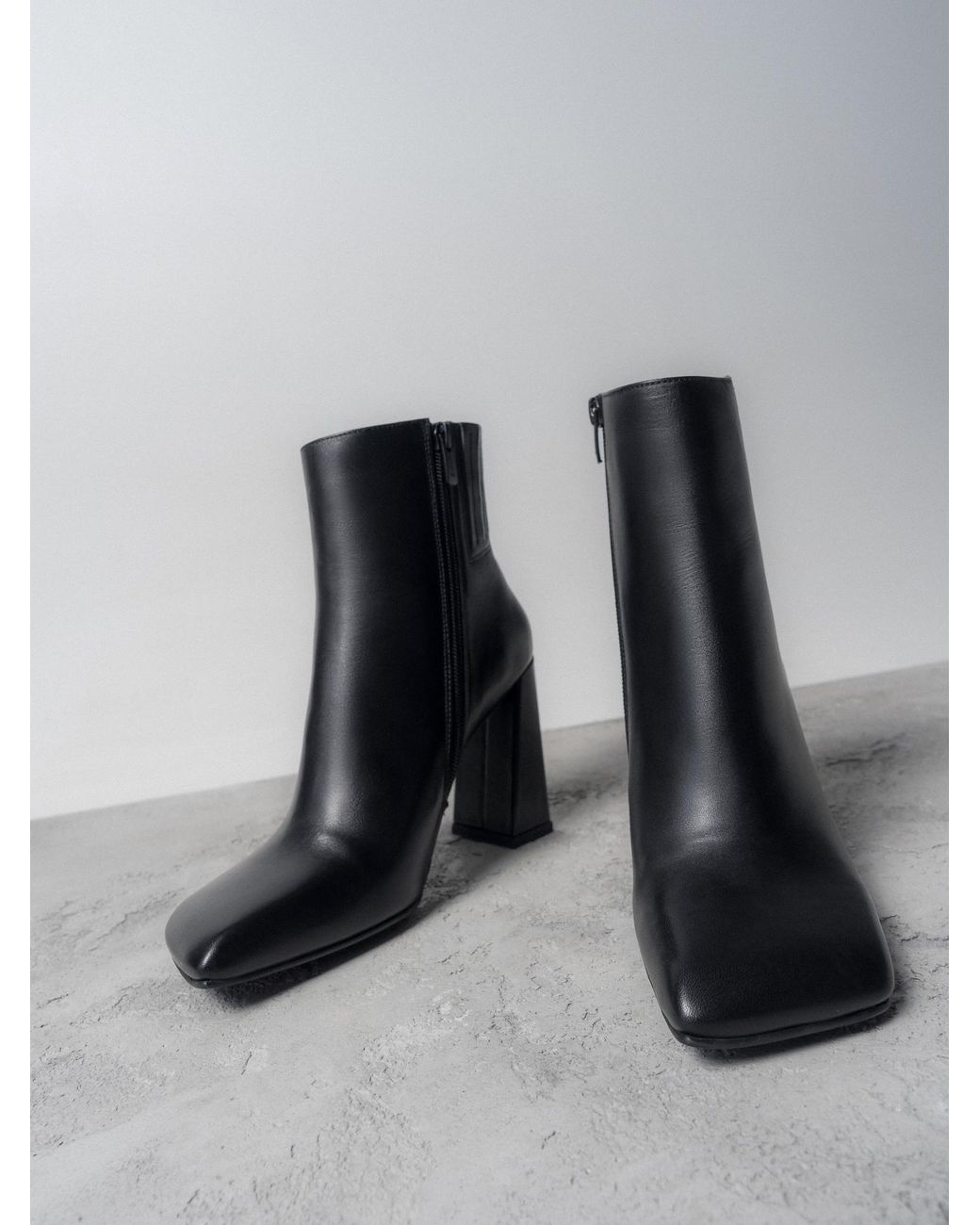 ESTRO Black Ankle Boots 25118