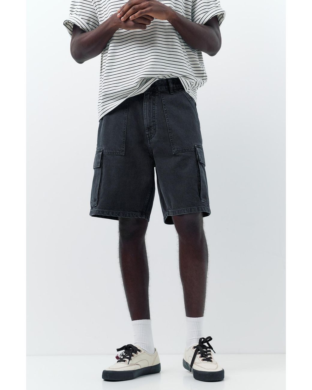 Pull&Bear Shorts in Black für Herren
