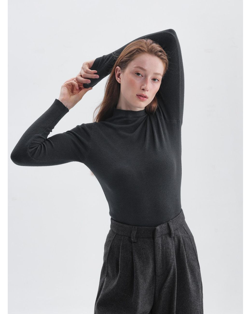 TorWeit Black Pullover Winter Layer Top