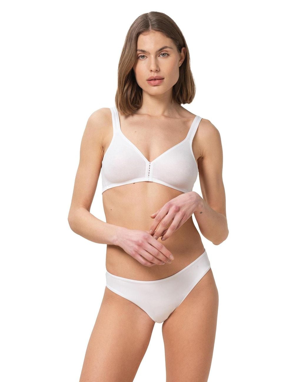 Triumph White Bh Eileen
