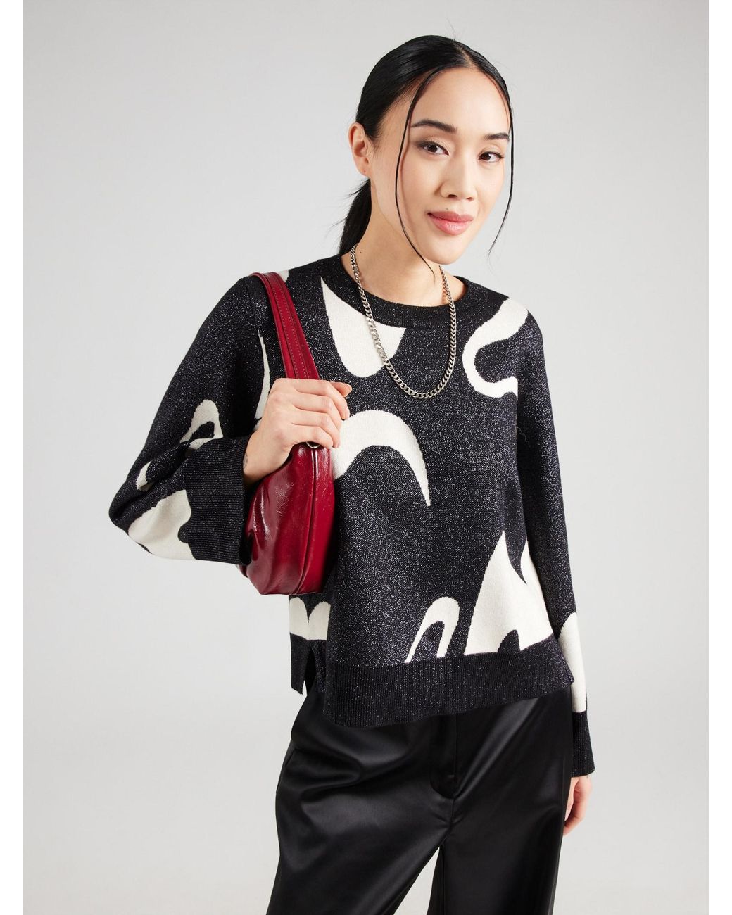Numph Black Pullover Numitzy
