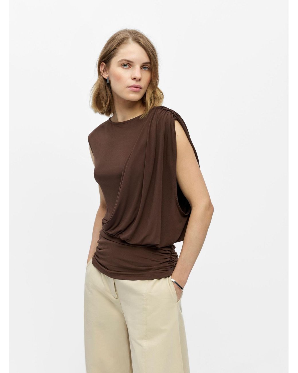 Object Brown Top Objdellie