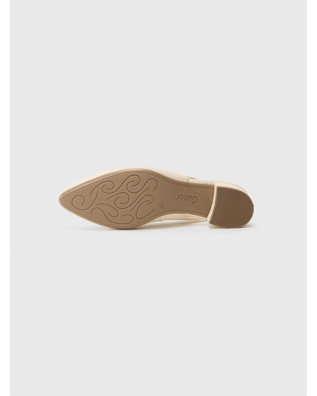 Gabor White Pumps