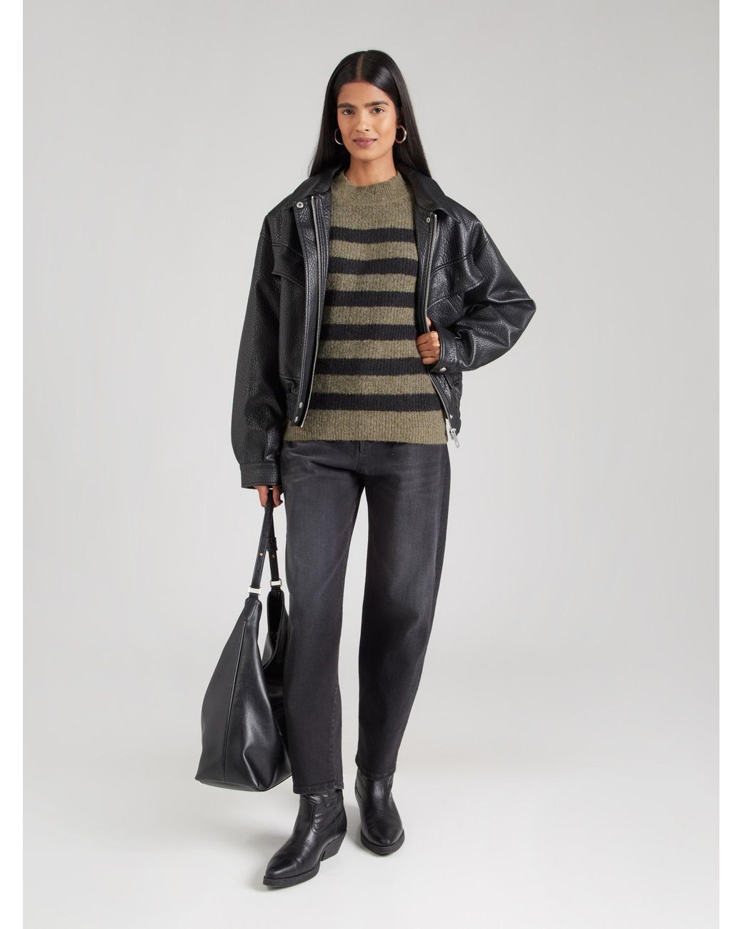 QS Black Pullover