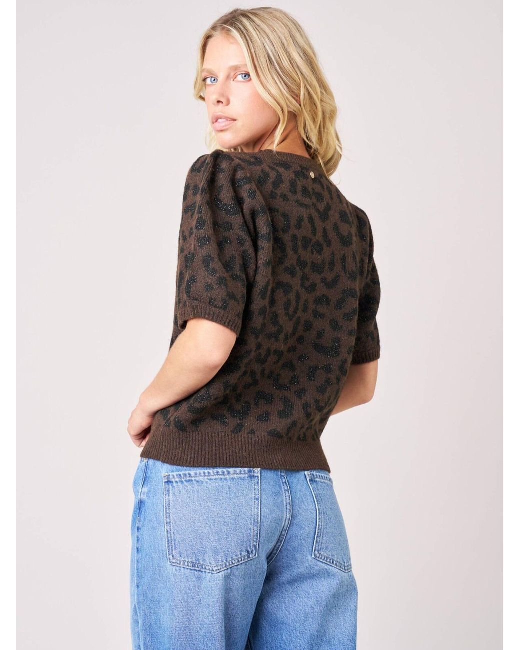 Deeluxe Black Pullover
