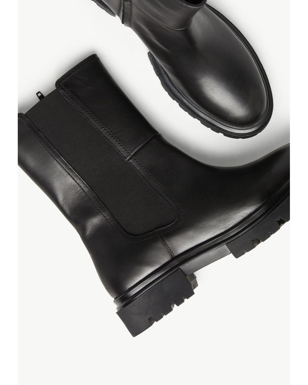 Comma, Black Chelsea Boots