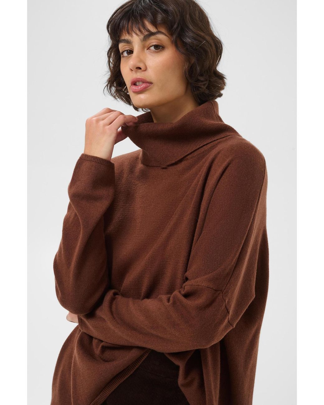 Part Two Brown Pullover