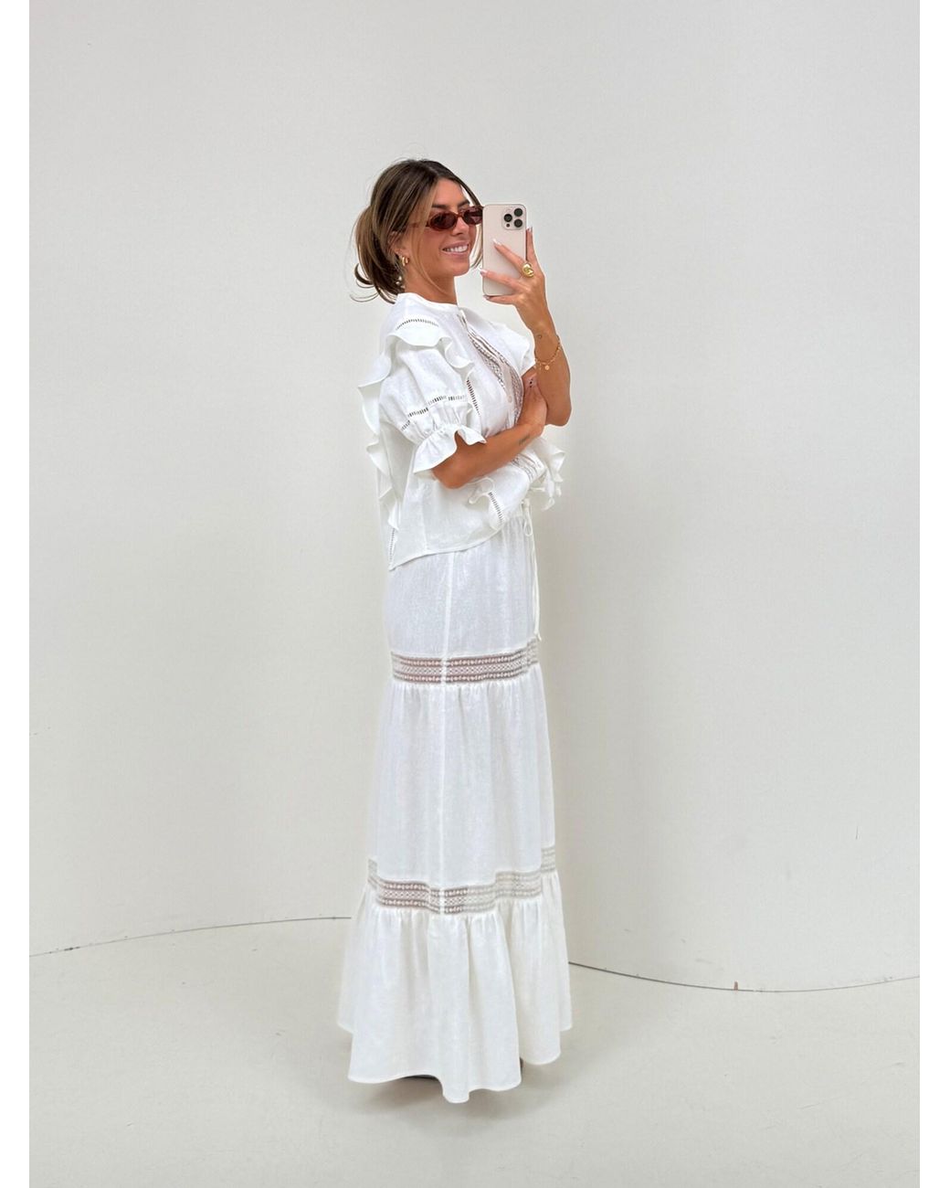 noar studios White Bluse