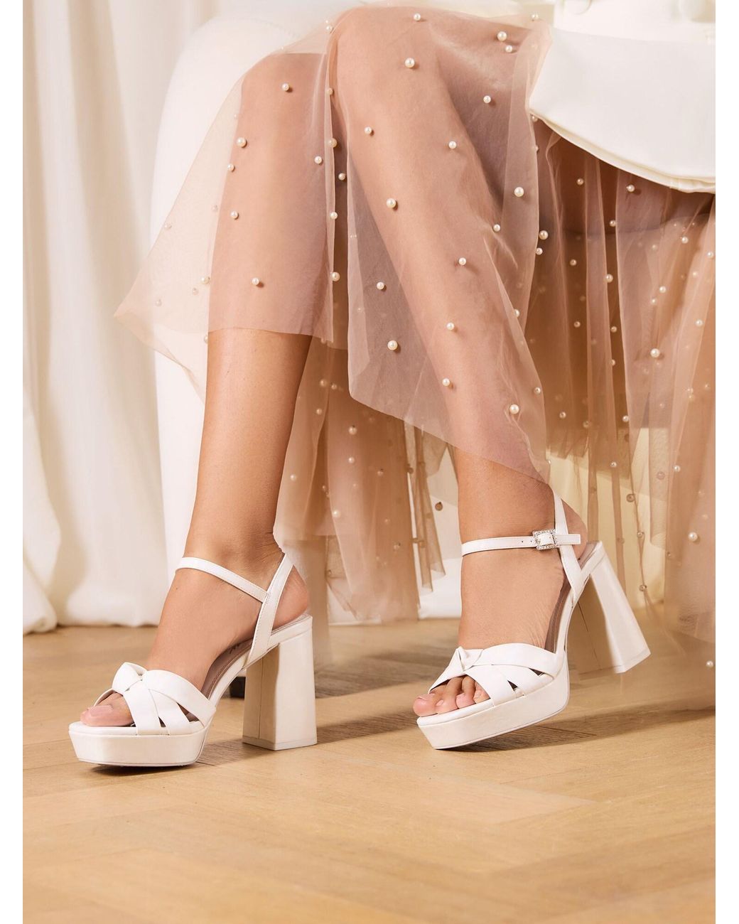 Lipsy White Sandale