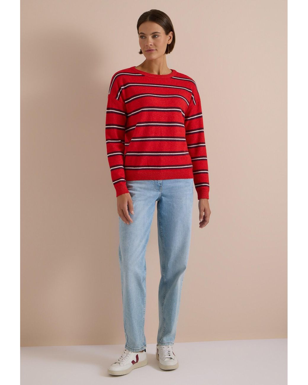 Cecil Red Pullover