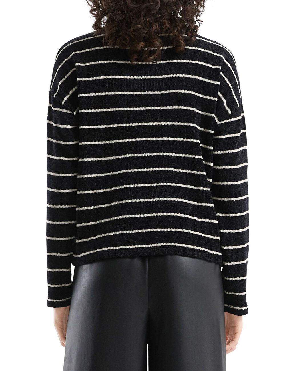 QS Black Pullover