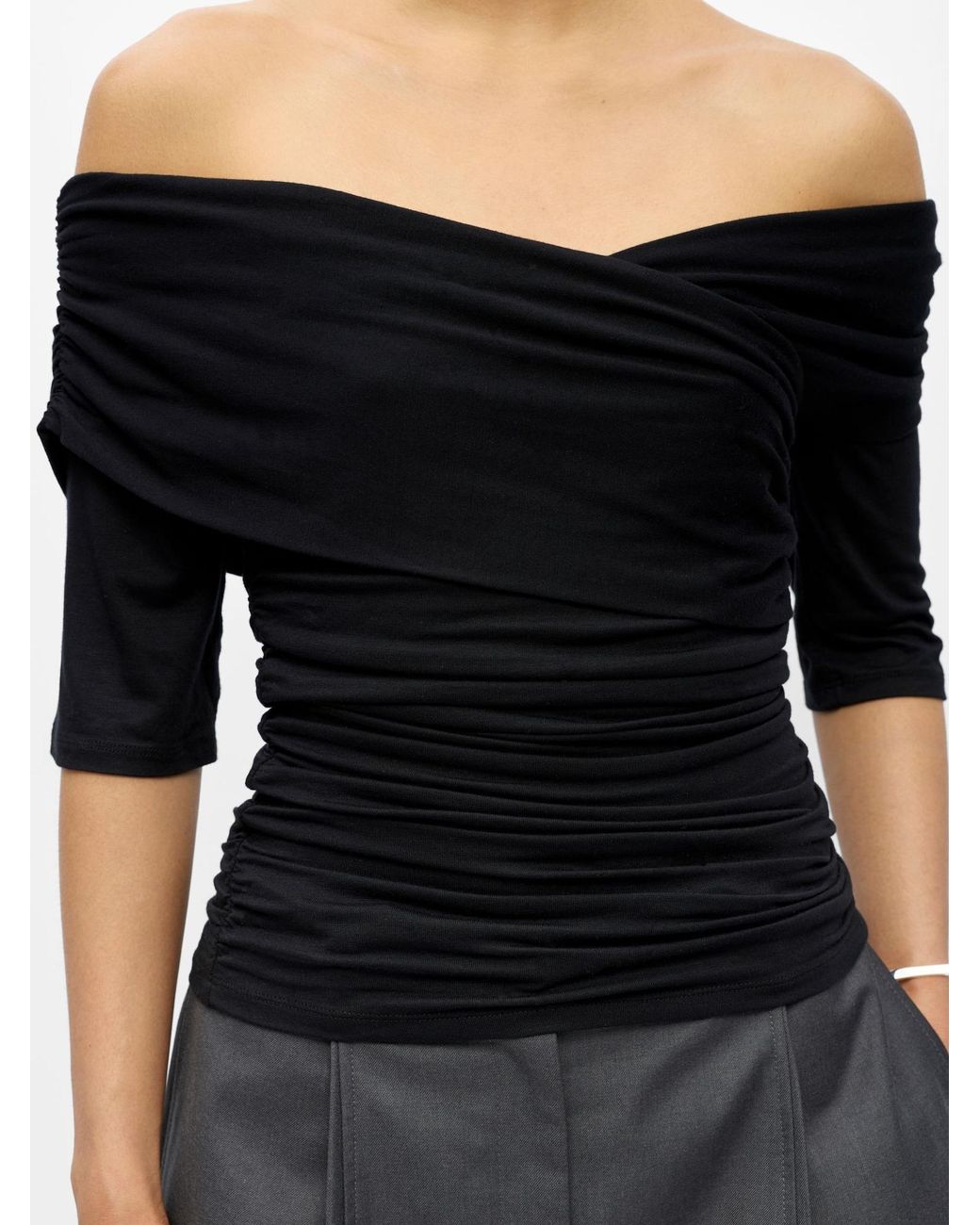 Object Black Shirt Objlevih