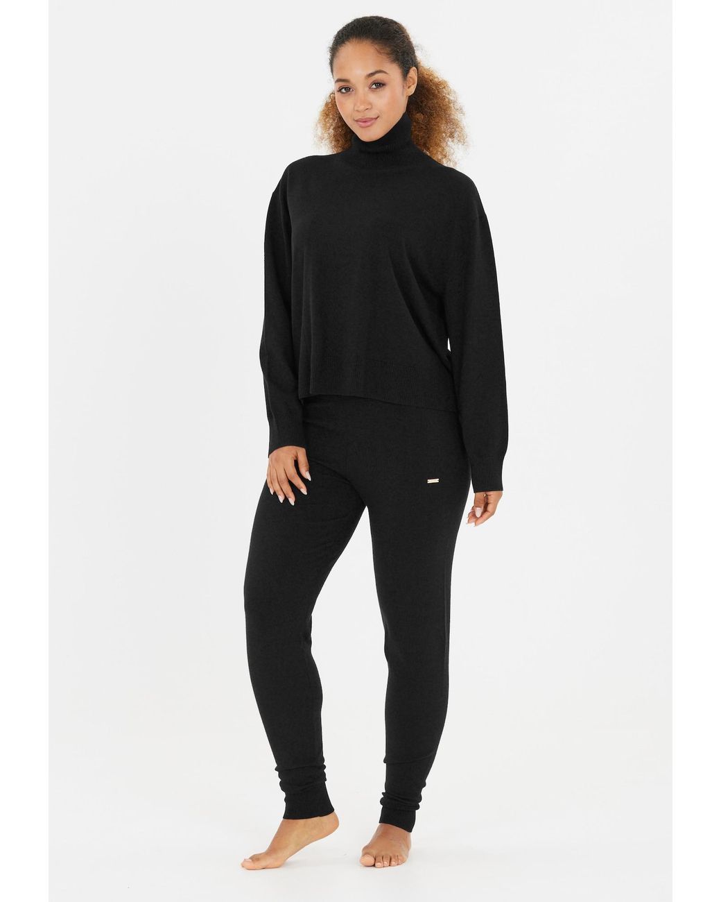 Athlecia Black Pullover