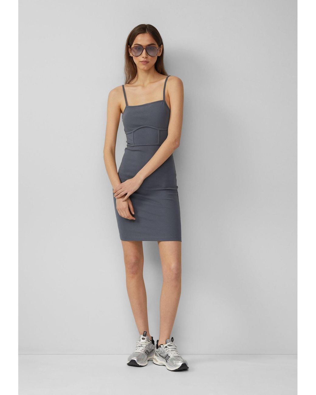 QS Gray Kleid