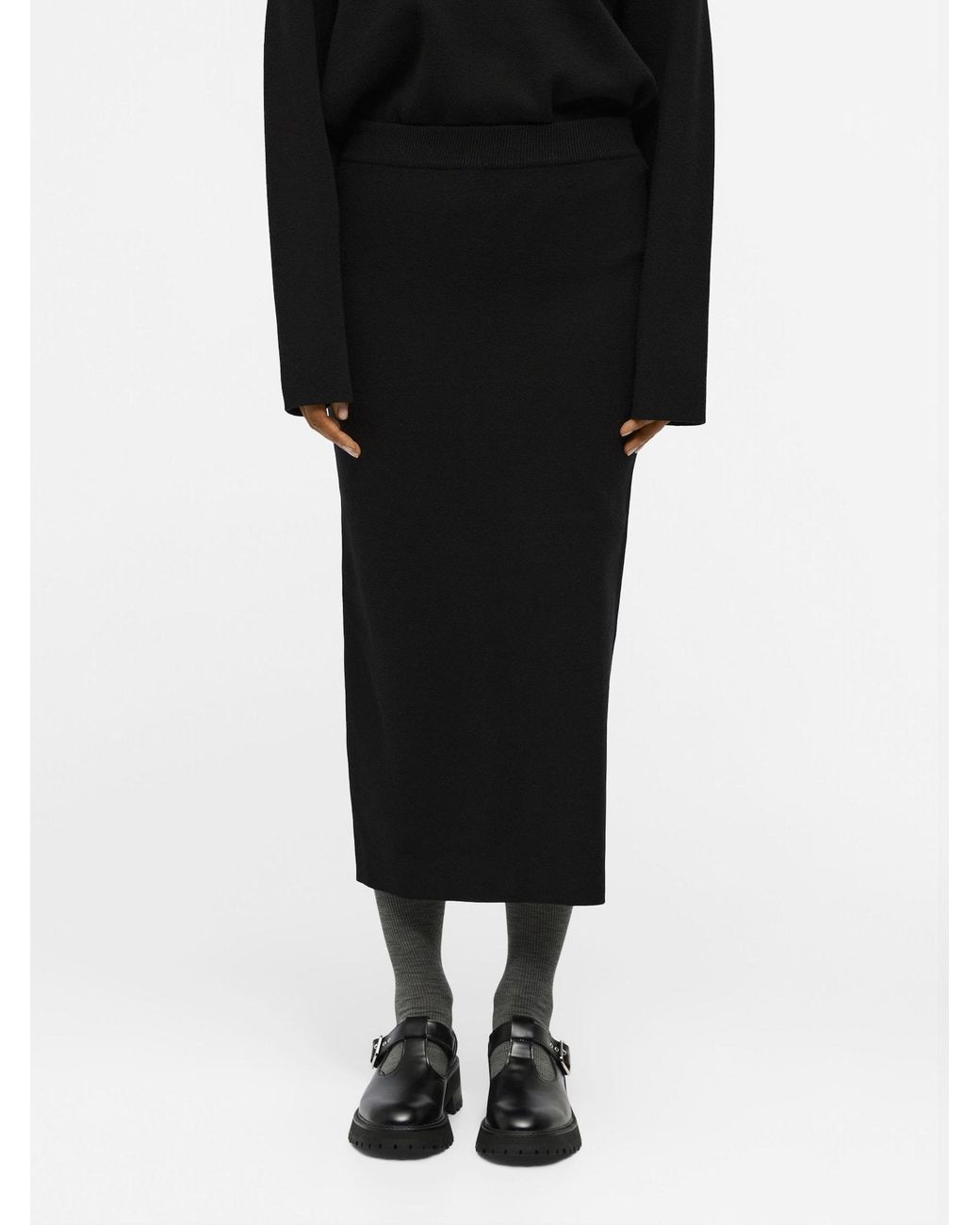 Object Black Rock Reynard