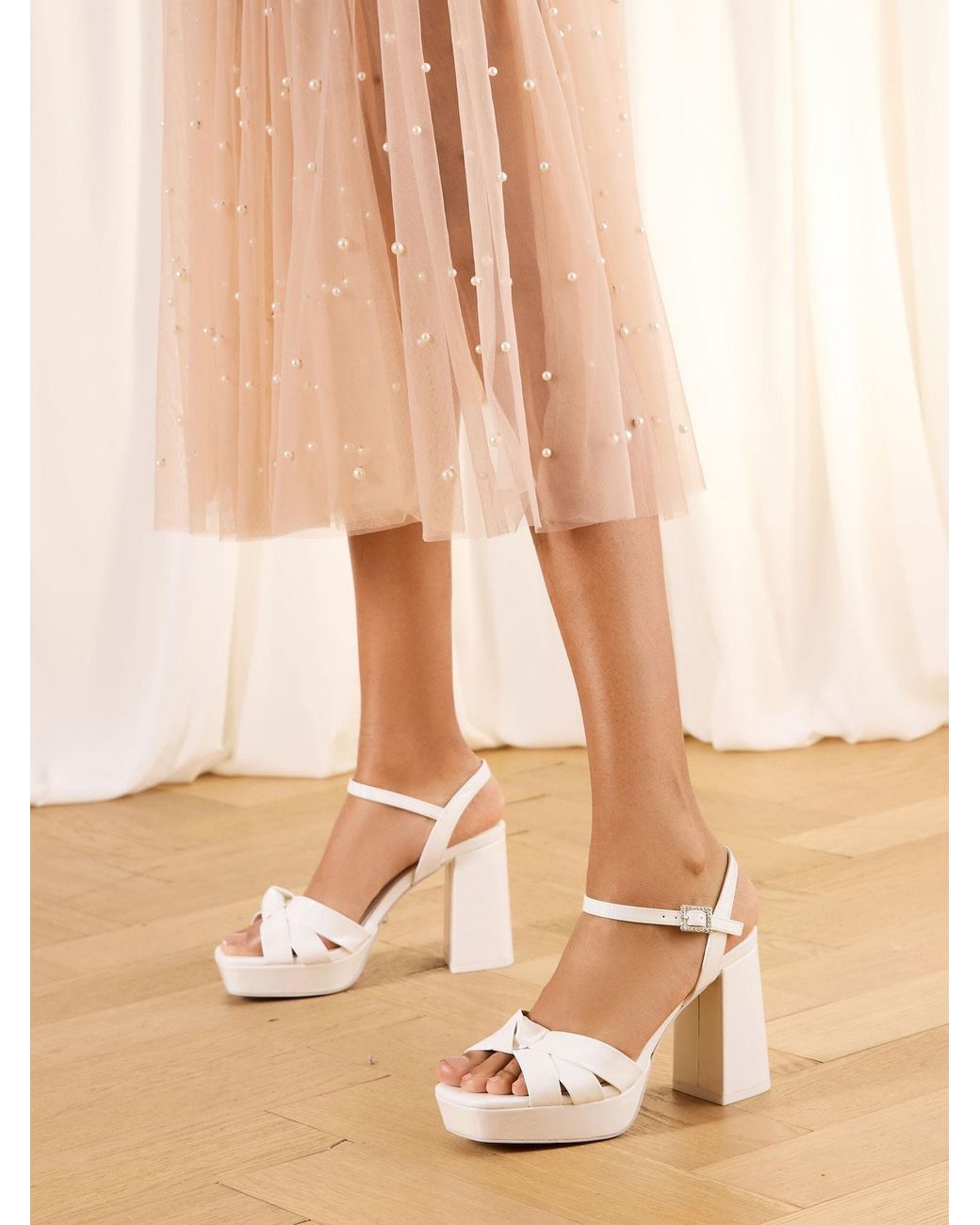 Lipsy White Sandale