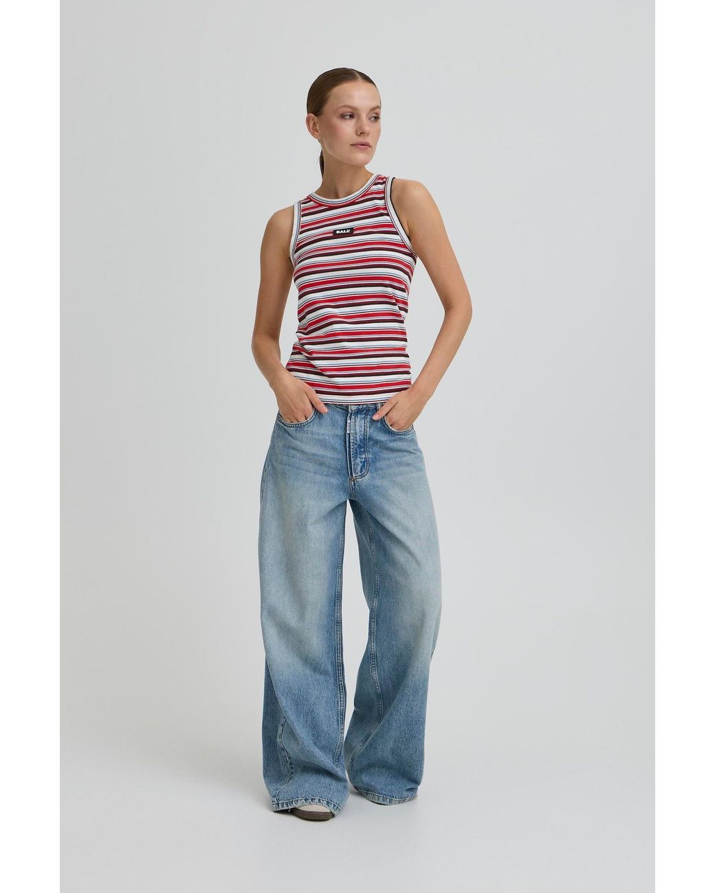 Ball Red Top