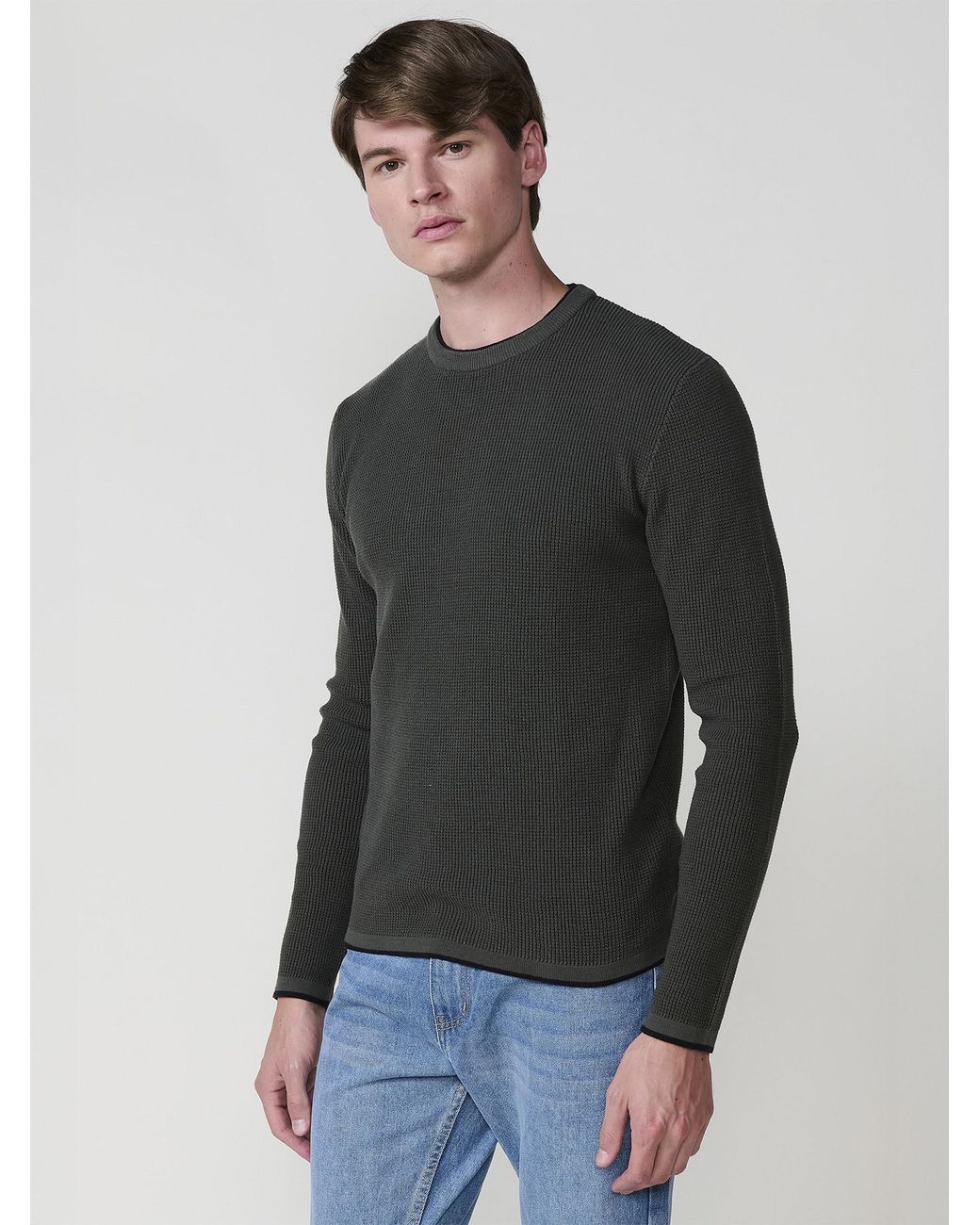 Koröshi Black Pullover