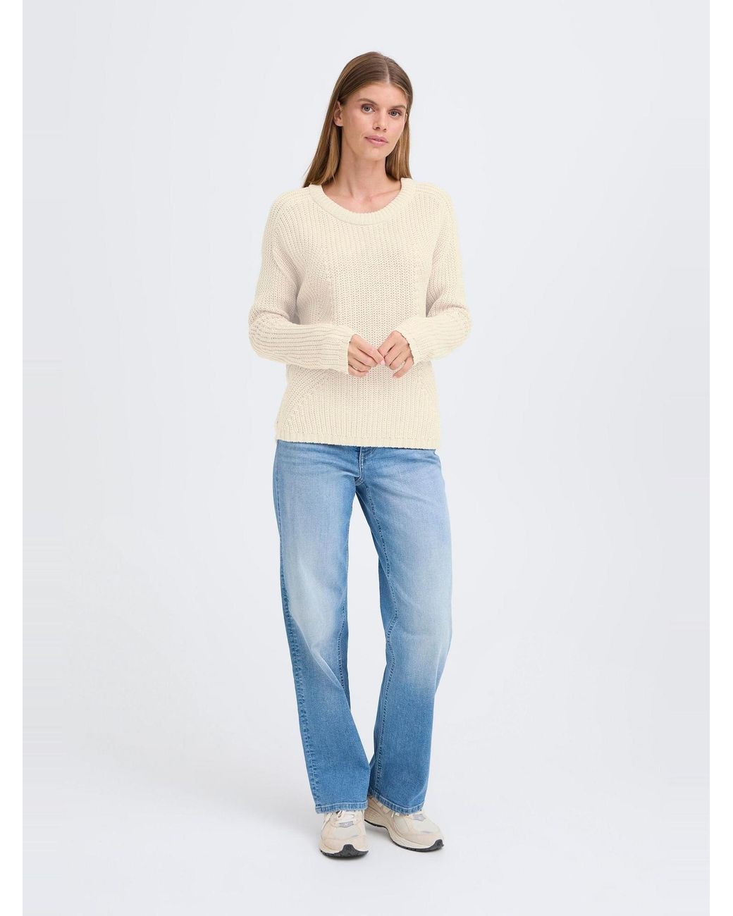Oxmo White Pullover Kanna