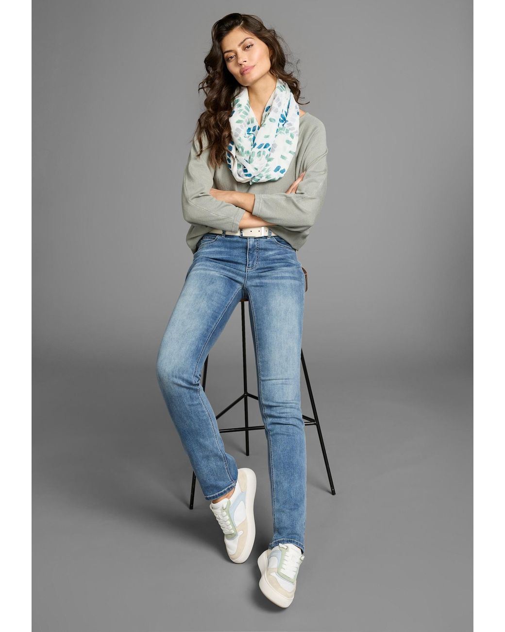 Laura Scott Gray Pullover