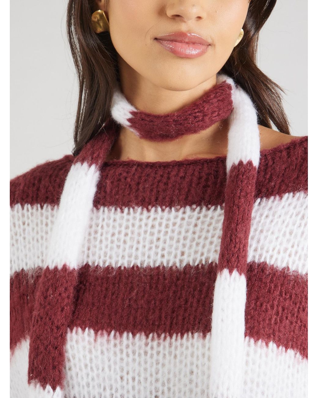 millane Red Pullover