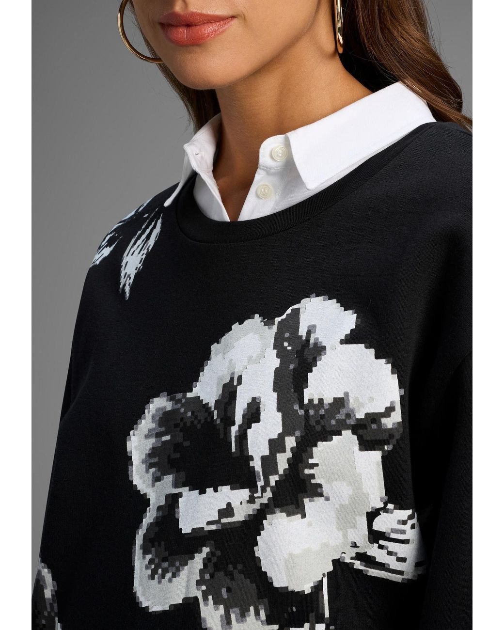 Laura Scott Black Pullover