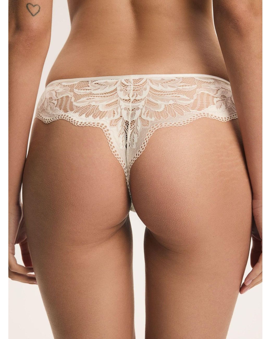 ESOTIQ Brown String Vivian