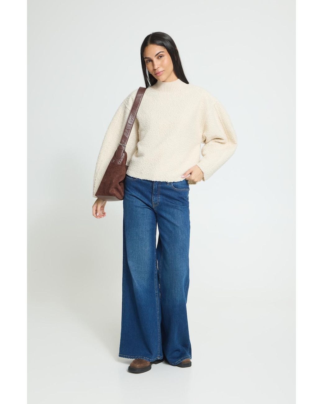 Ichi White Pullover Ihcurley