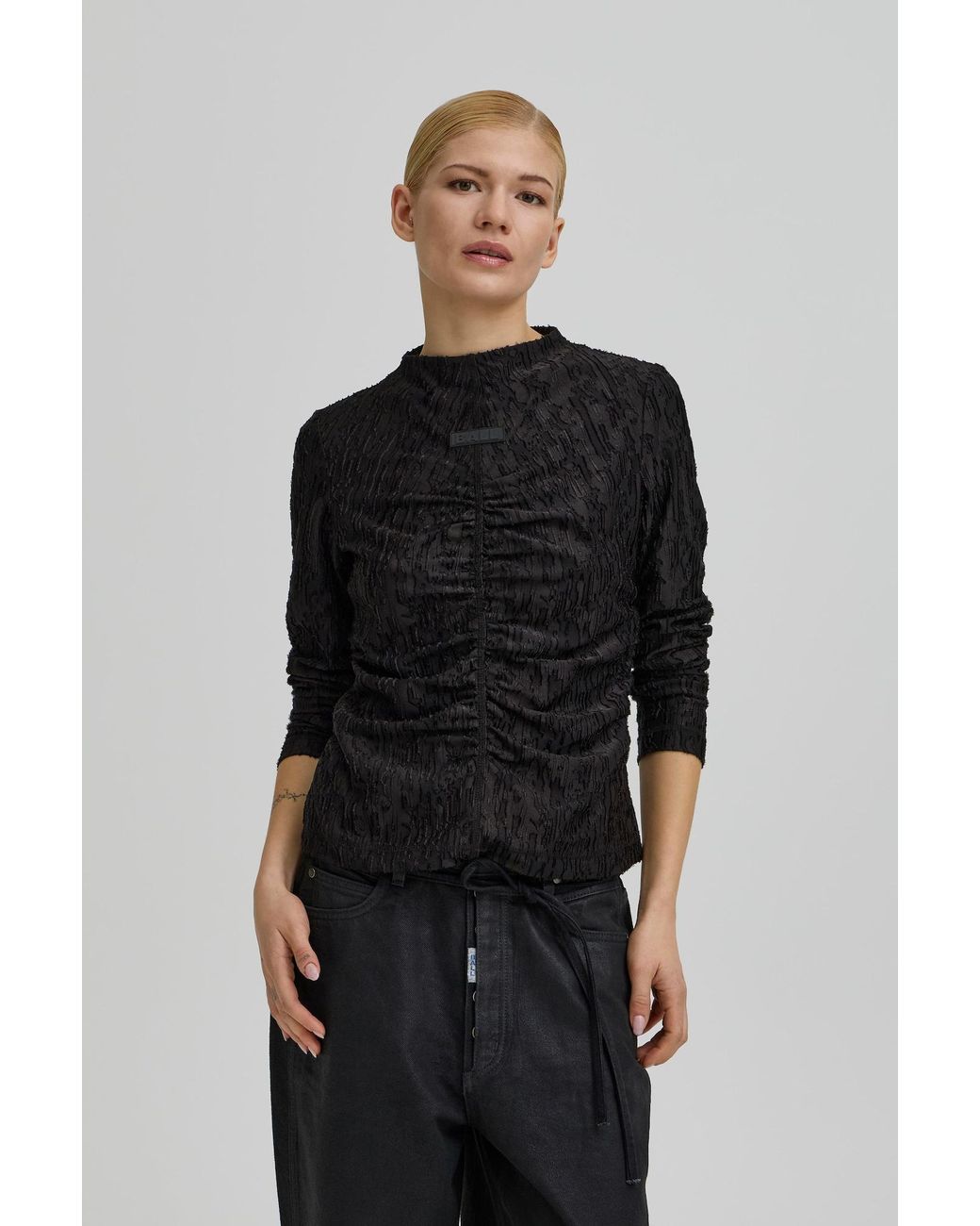 Ball Black Bluse