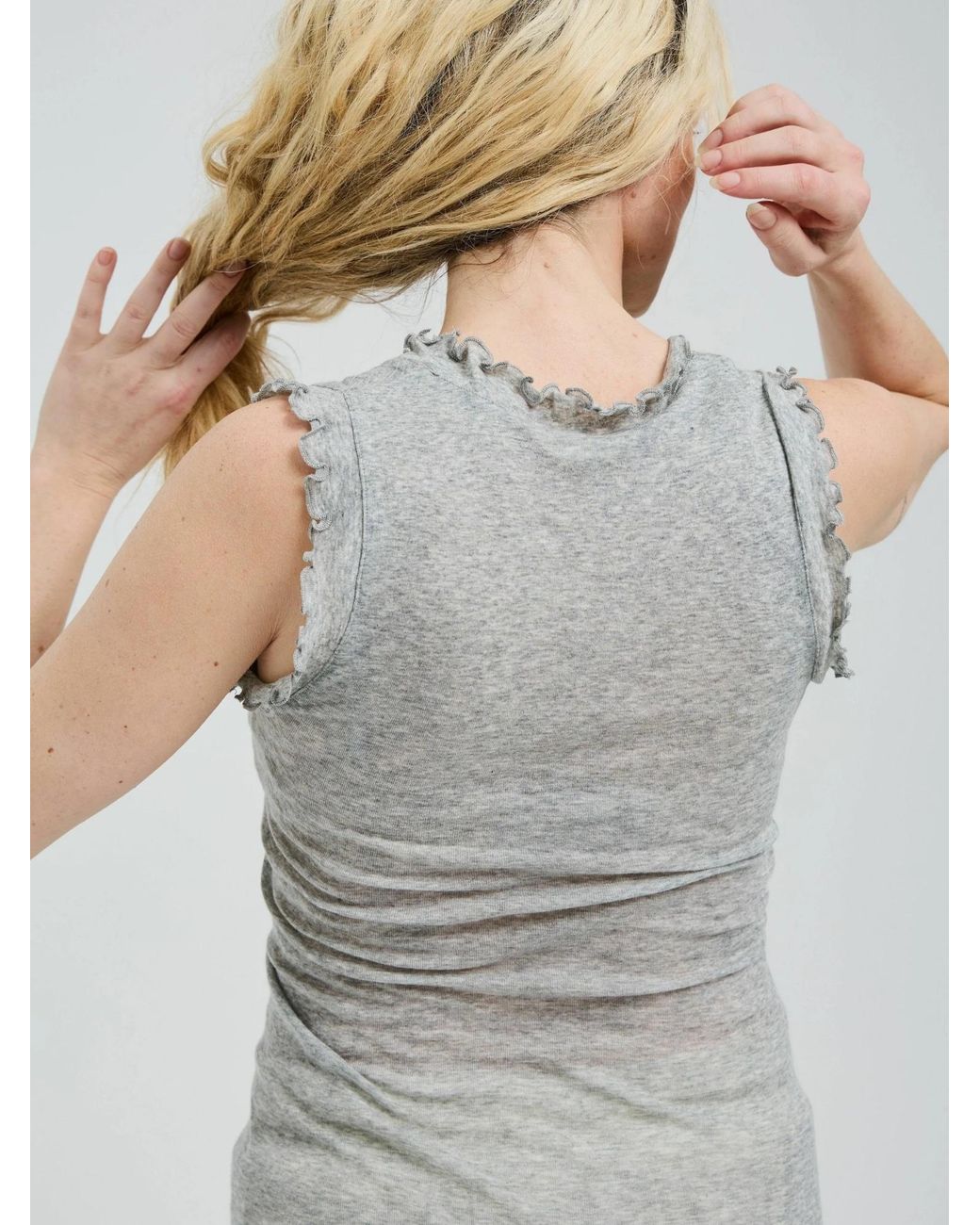 Seamless Basic Gray Top Flounce