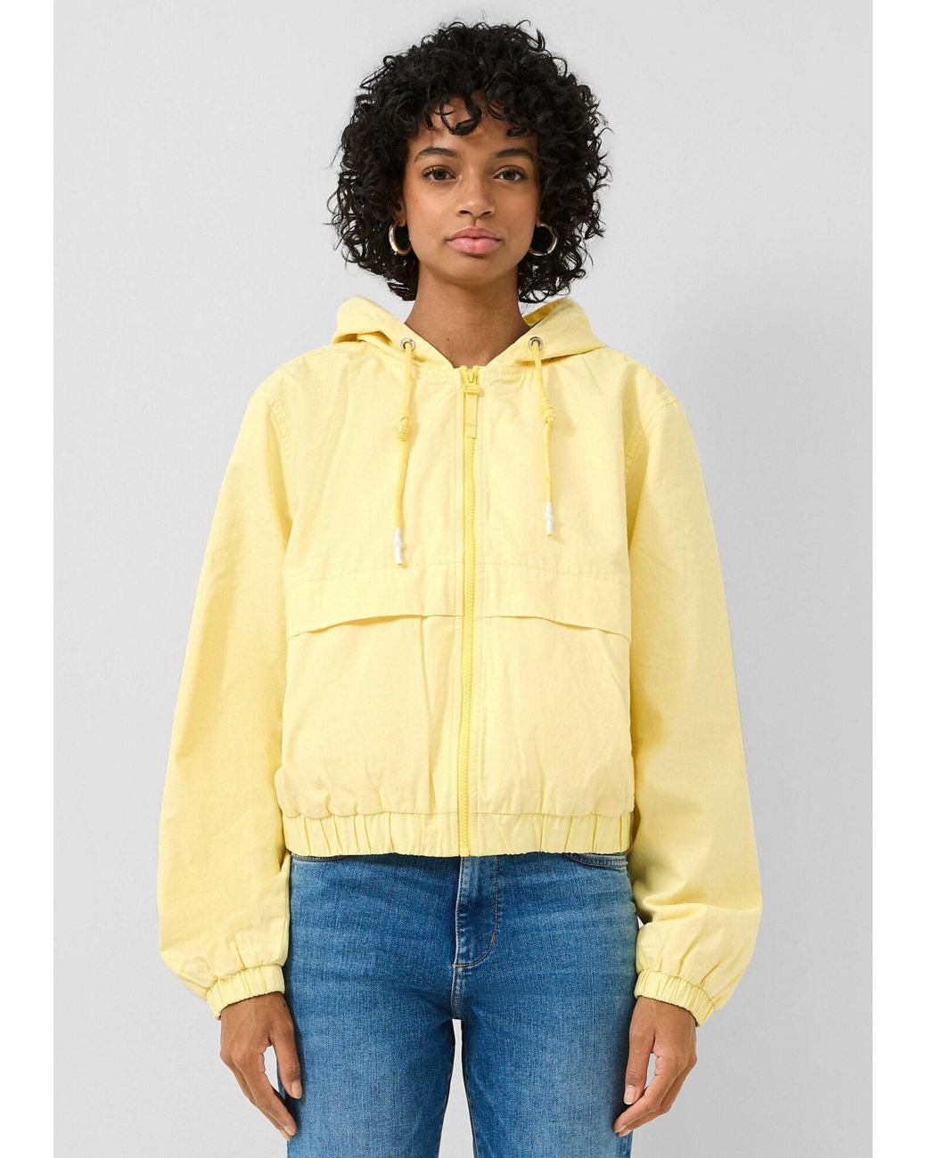 QS Yellow Jacke