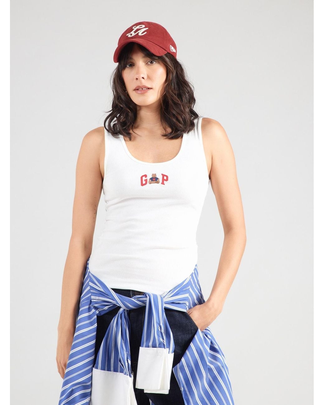 Gap White Top