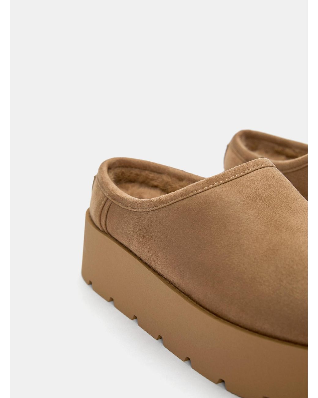Pull&Bear Brown Clogs