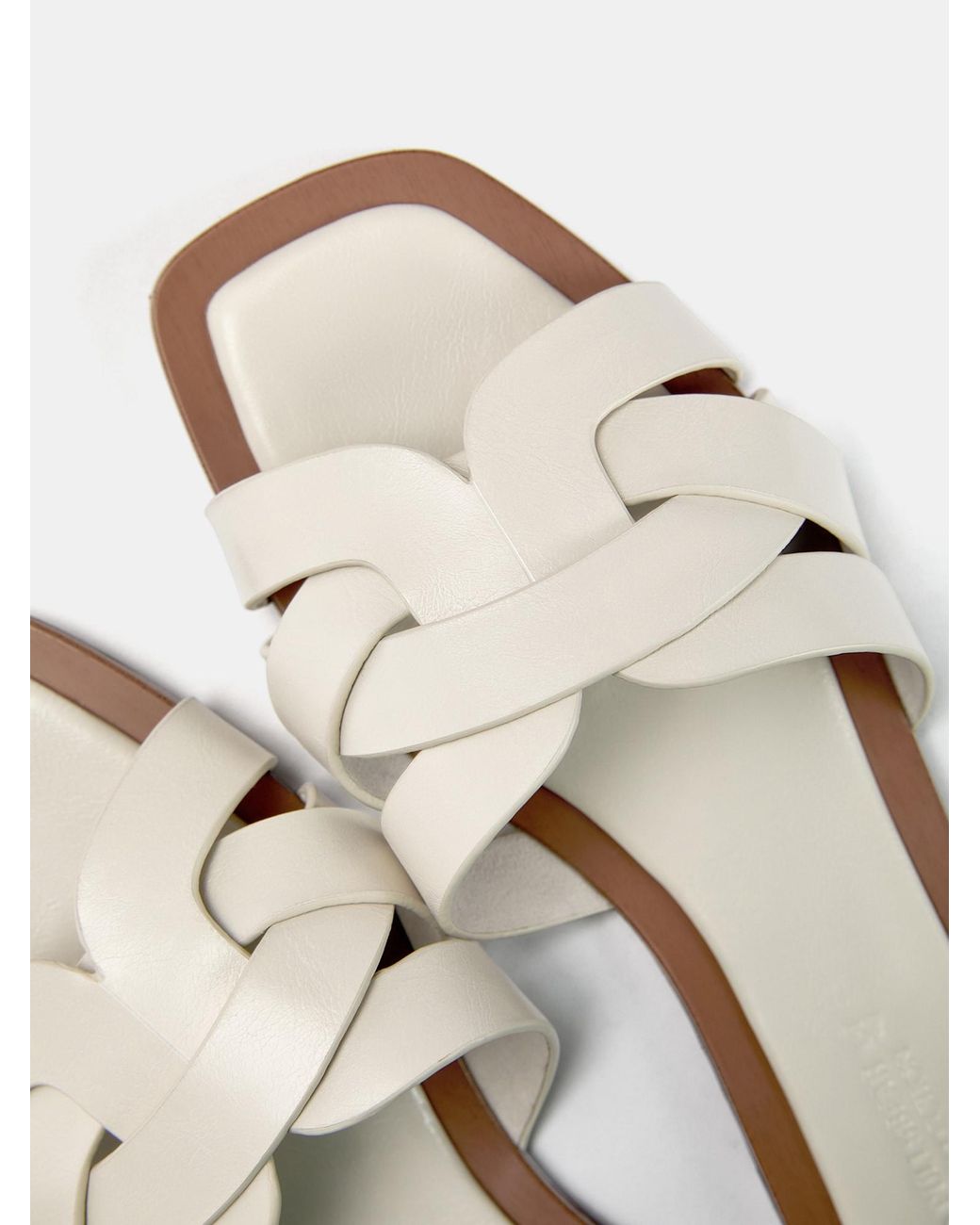 Pull&Bear White Pantolette