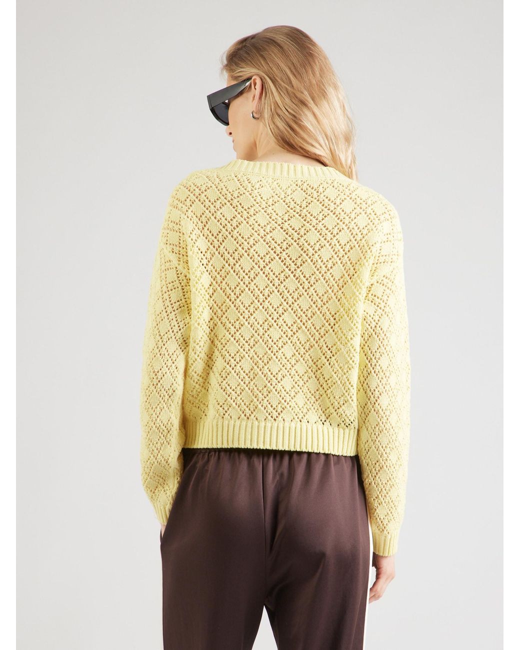 Studio Select Yellow Pullover Celia