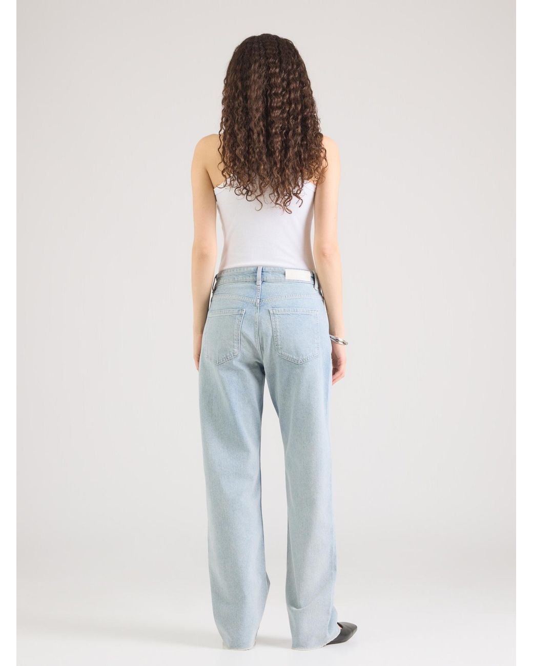 Comma, Blue Jeans