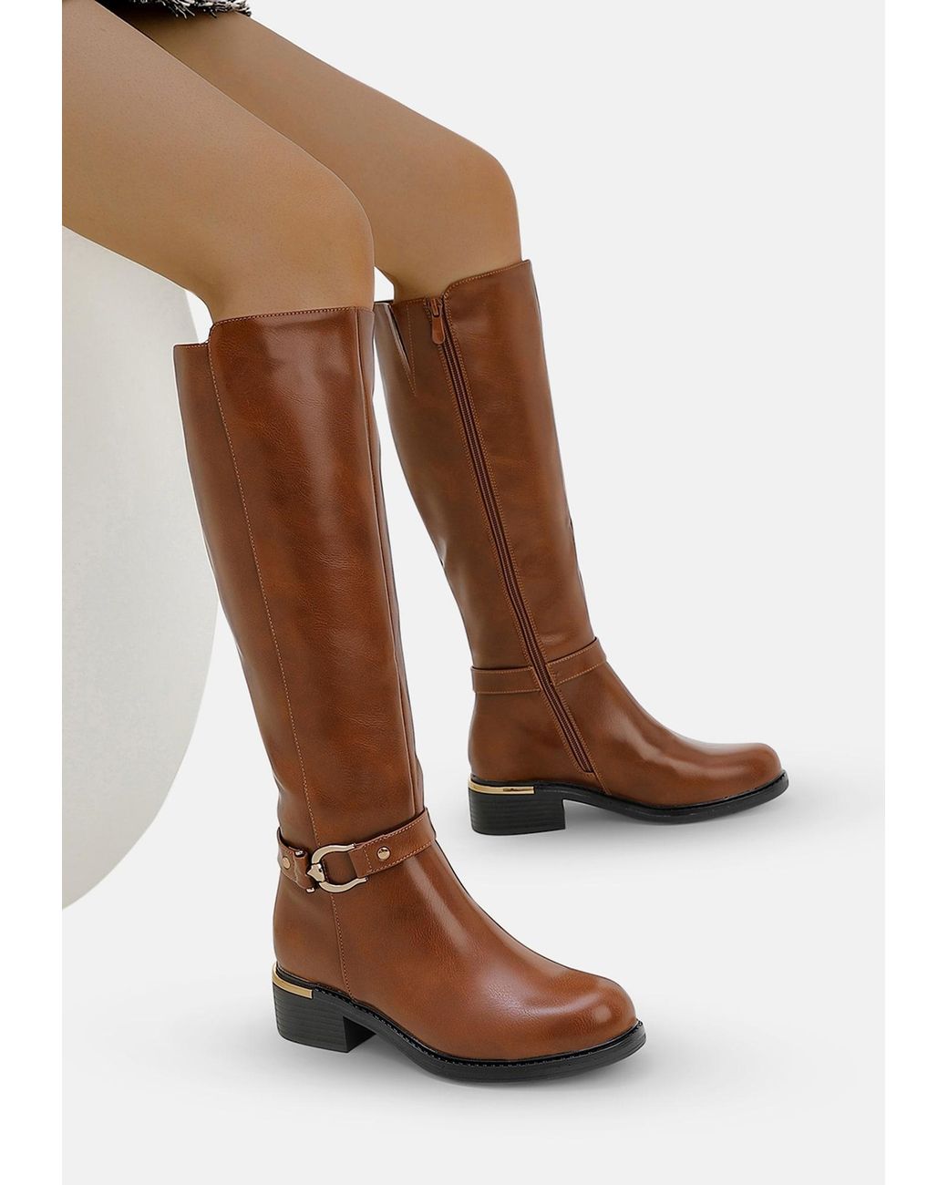 Elara Brown Stiefel