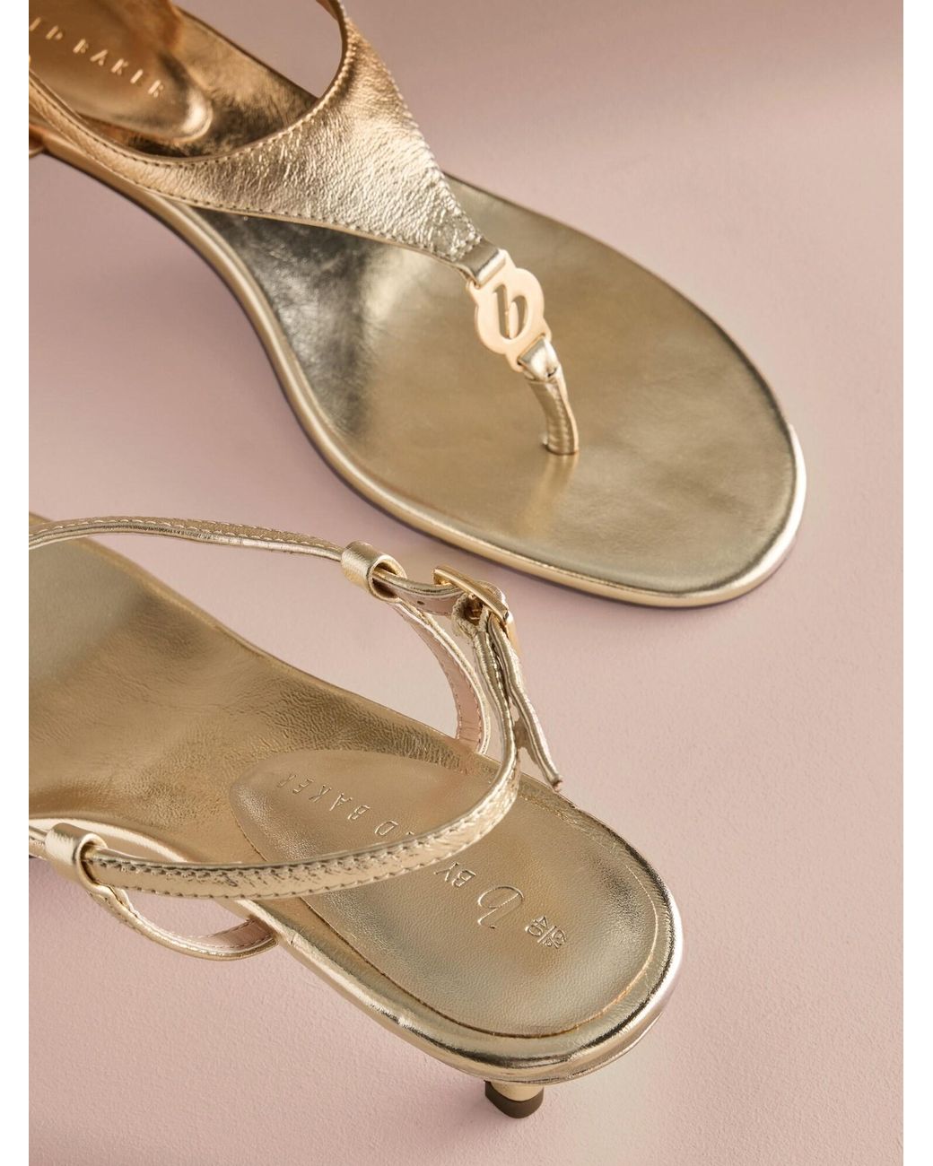 Ted Baker White Sandale