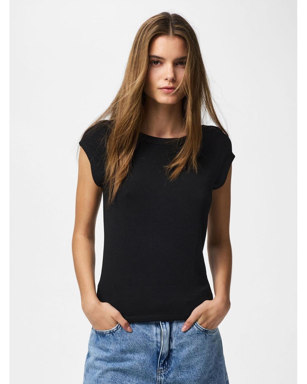 Pieces Black T-Shirt Pcsof