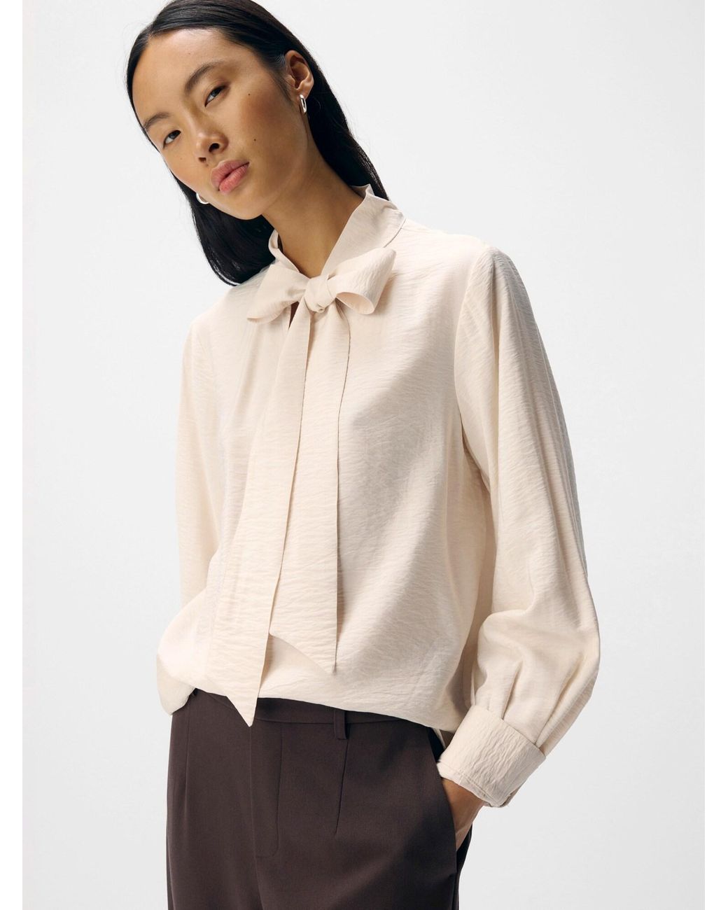 Object White Bluse