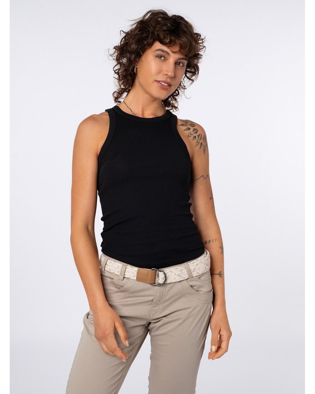 Sublevel Black Top