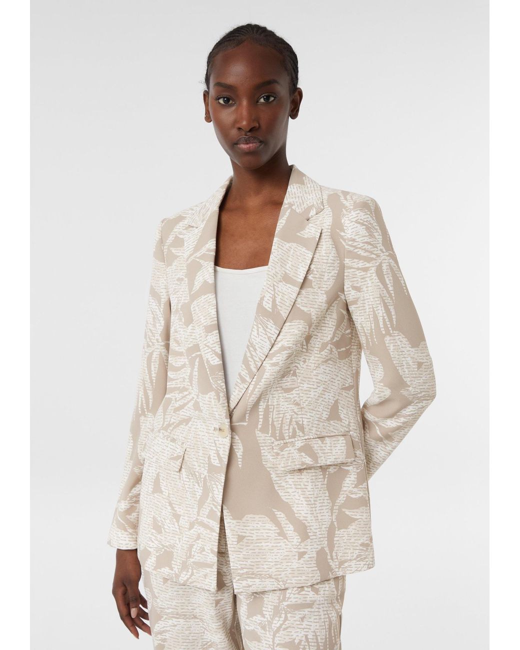 Comma, White Blazer