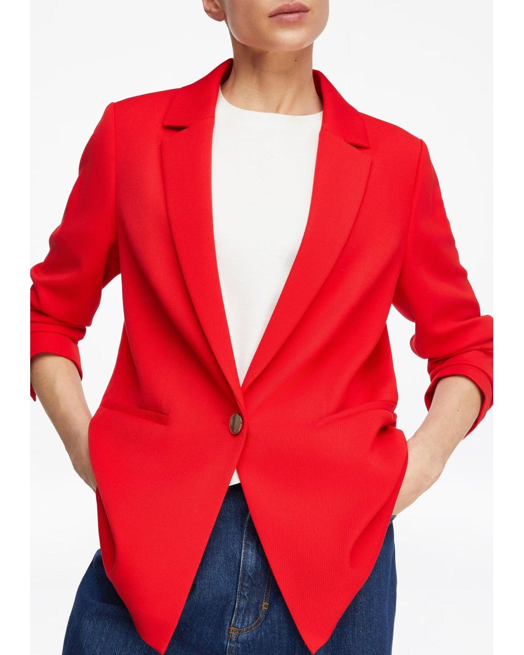 Comma, Red Blazer