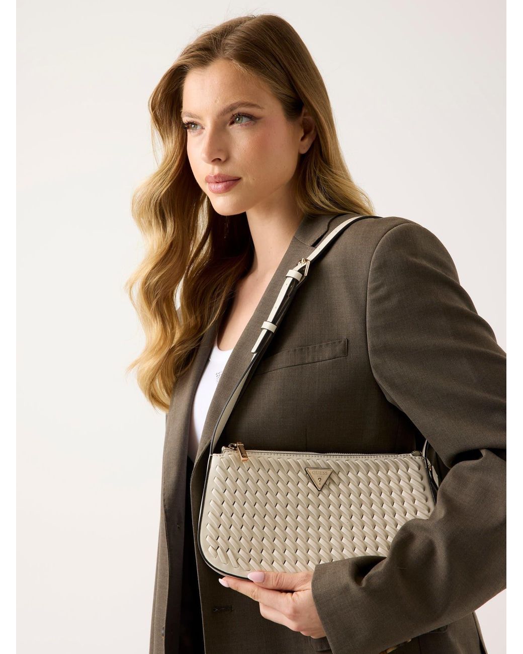 Guess White Schultertasche Kora