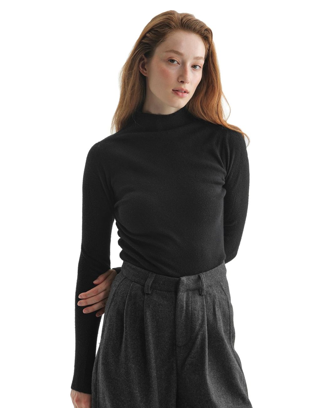TorWeit Black Pullover Winter Layer Top