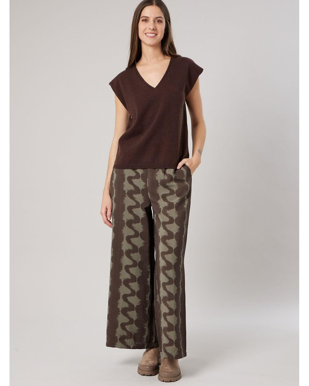 Deeluxe Brown Pullover