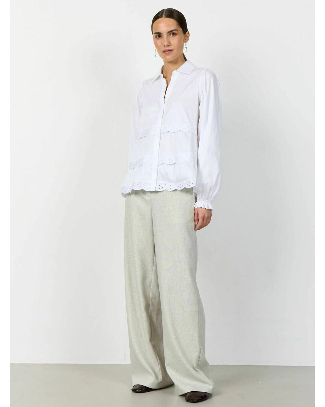 Levete Room White Shirt Lr-Isla Solid 135