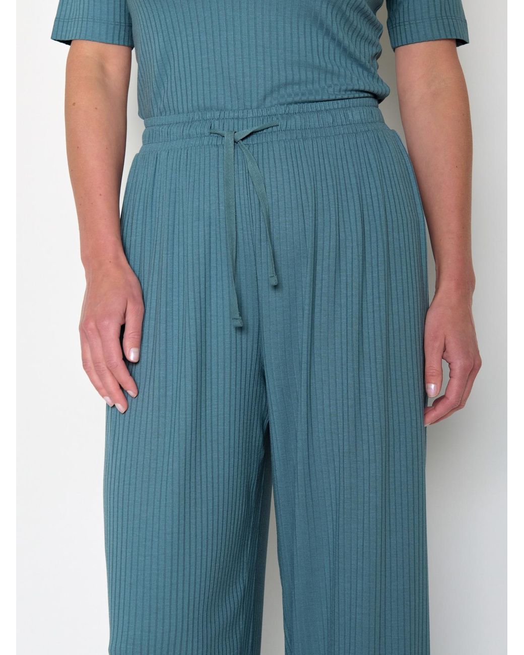 GreenBomb Blue Hose Mood Basic