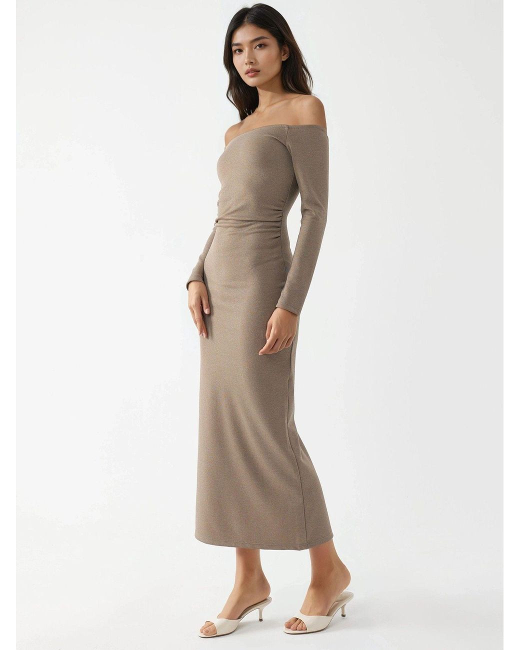 Busem White Kleid